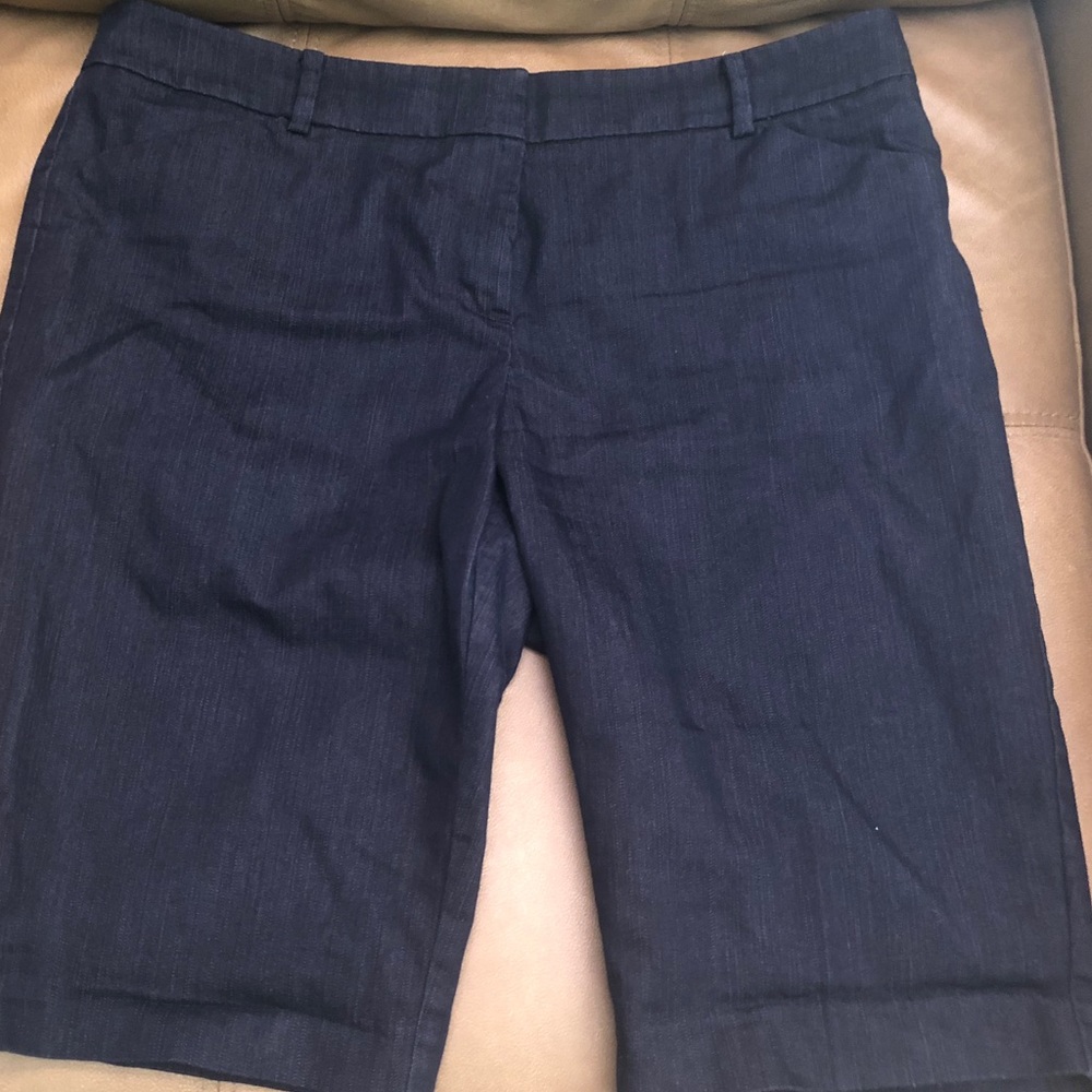 NY & CO 7th Ave Design Bermuda shorts